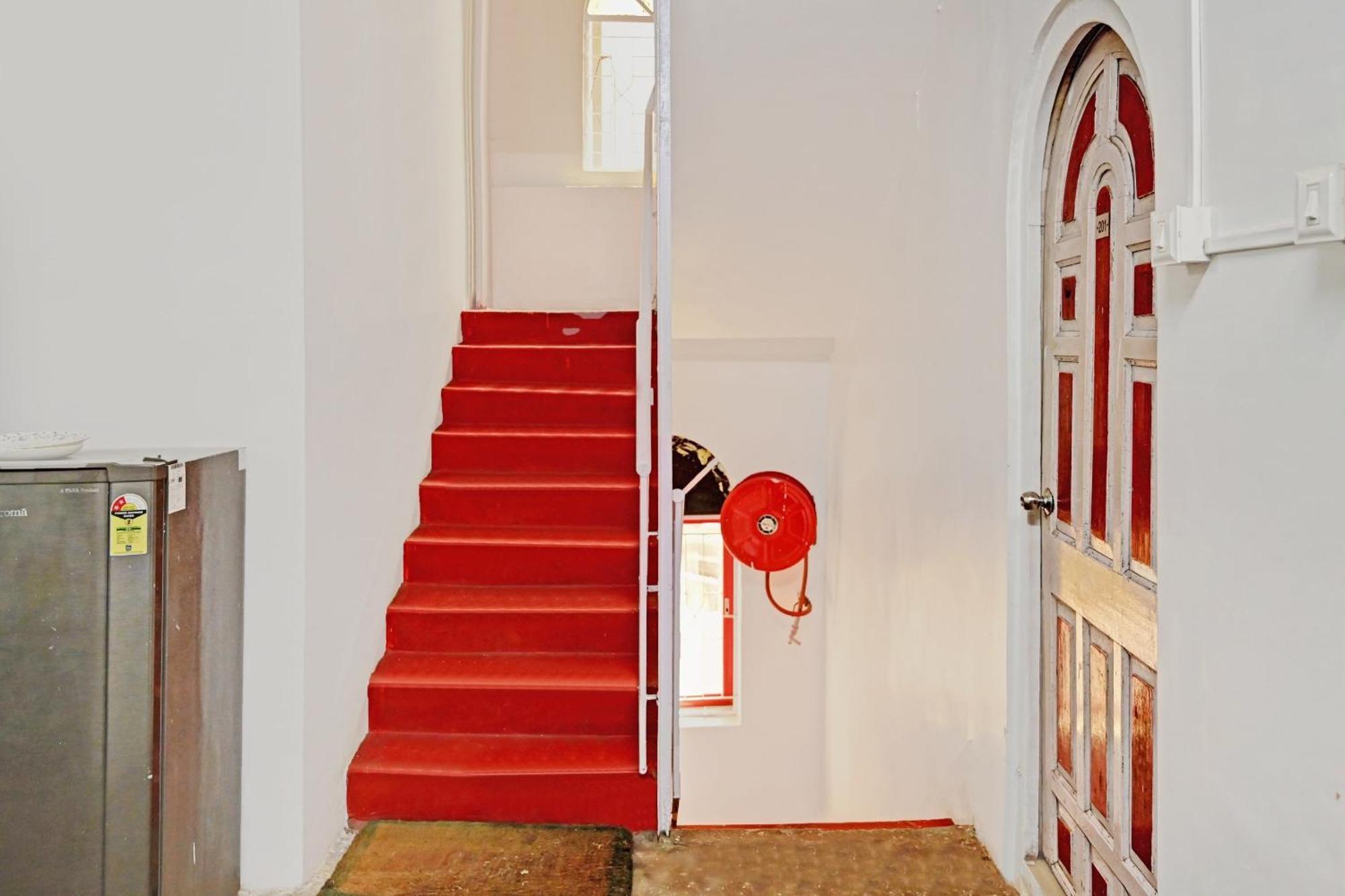 Hotel O Om Shanti Inn Kalkata Exteriér fotografie